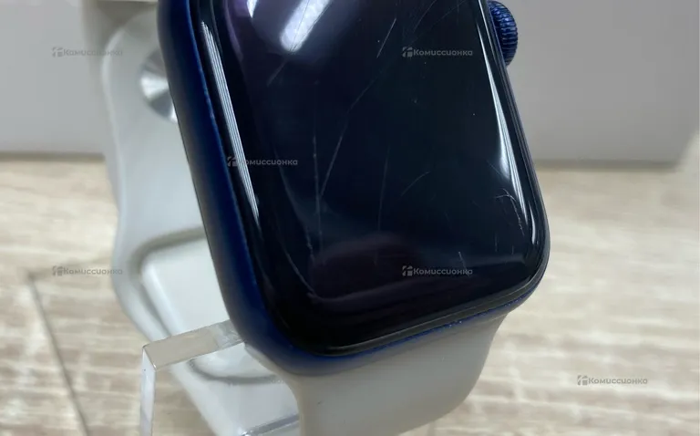 Часы Apple Watch Series 6 40mm