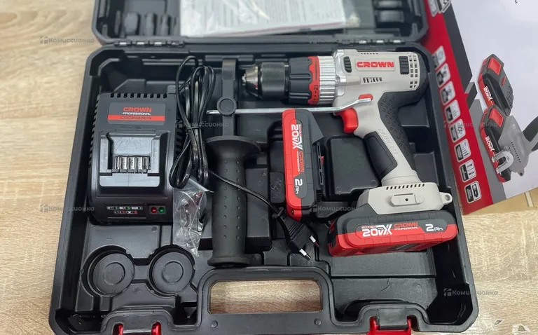 Аккумуляторный шуруповерт CROWN BL CT21090HMX-2 BMC