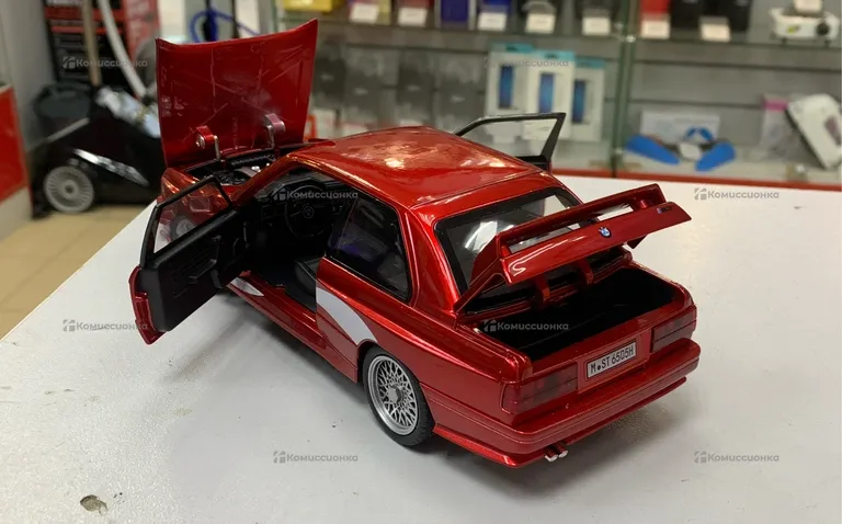 Автомобиль BMW M3 E34