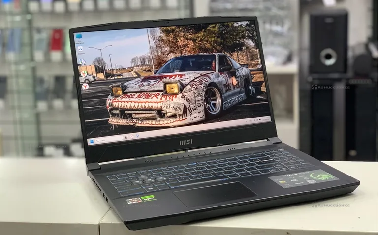 Ноутбук  MSI Bravo 15 C7VE