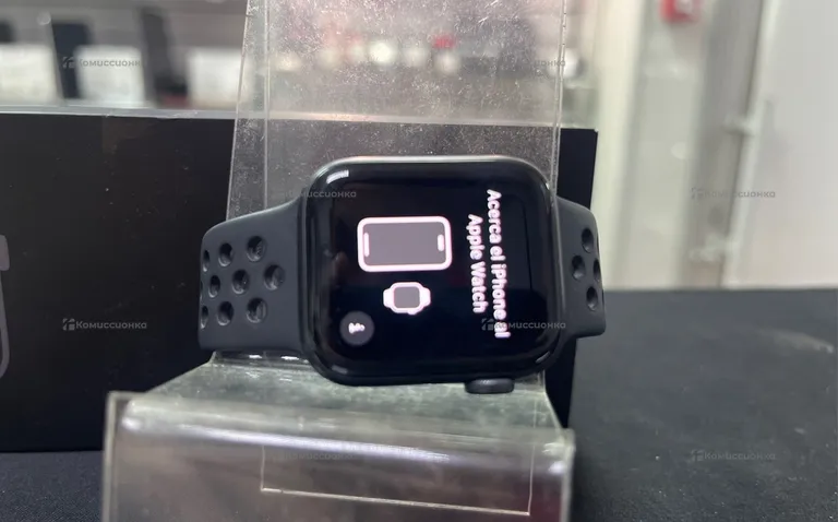 Часы  Apple Watch SE 40MM