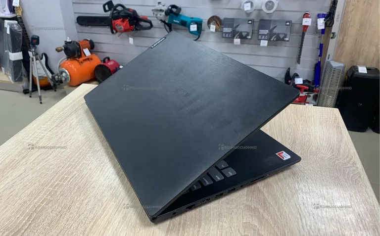 Ноутбук Lenovo 81MT