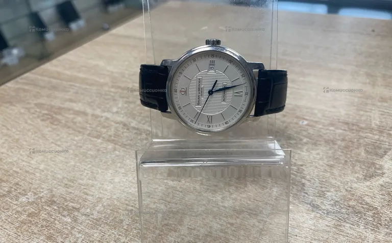Часы  Baume Mercier
