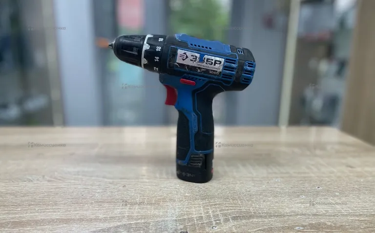 Дрель-шуруповерт Зубр DL-121-22F