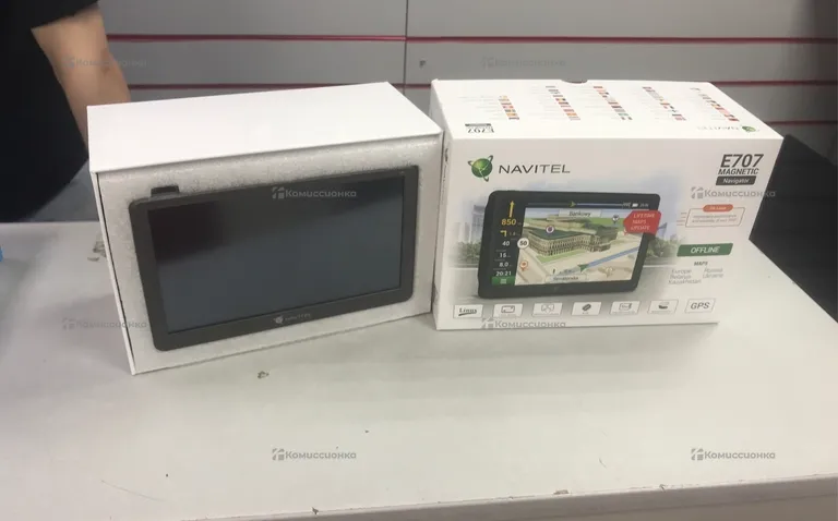 Навигатор navitel e707