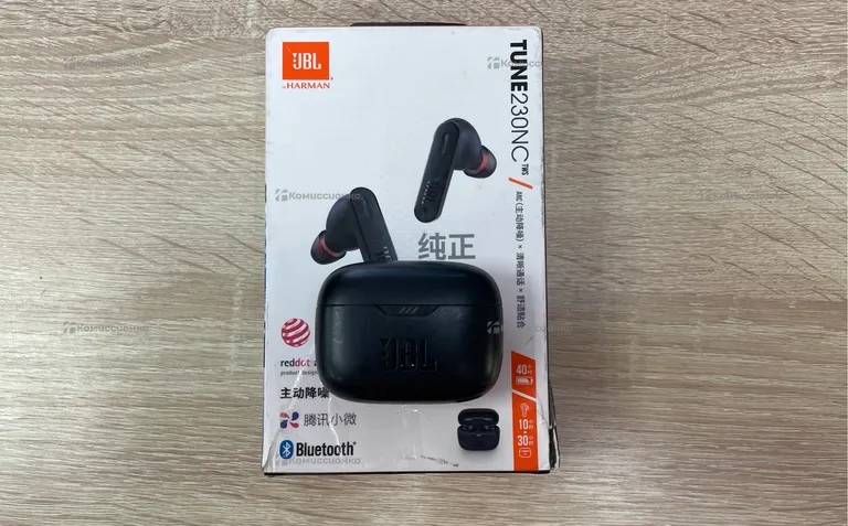 Наушники  JBL TUNE 230NC