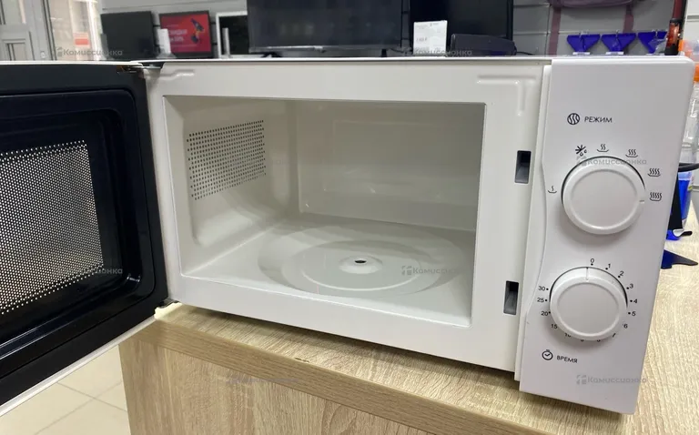 Микроволновая печь  CANDY CMS20w