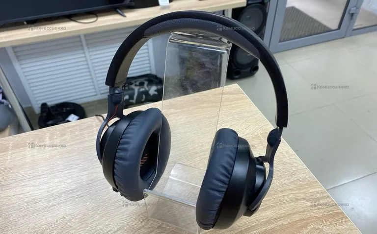 Наушники JBL Quantum 100