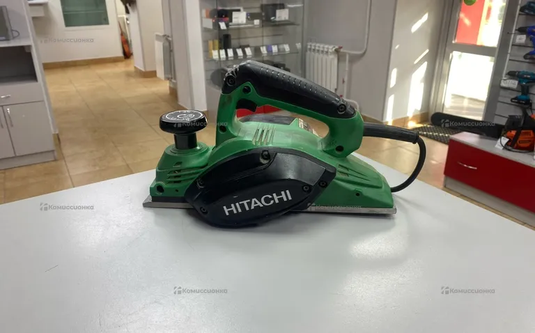Электрорубанок Hitachi P20ST