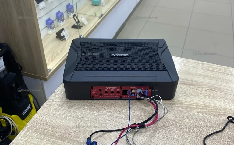 Усилитель  Vibe + динамик
