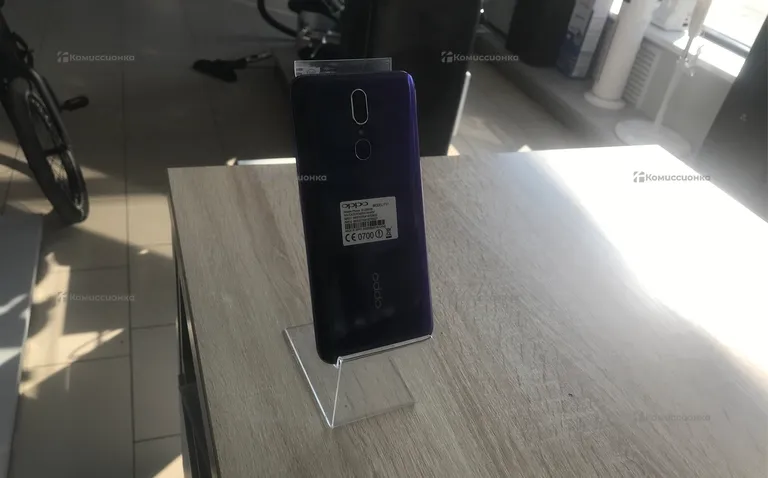 Oppo F11 8256 GB