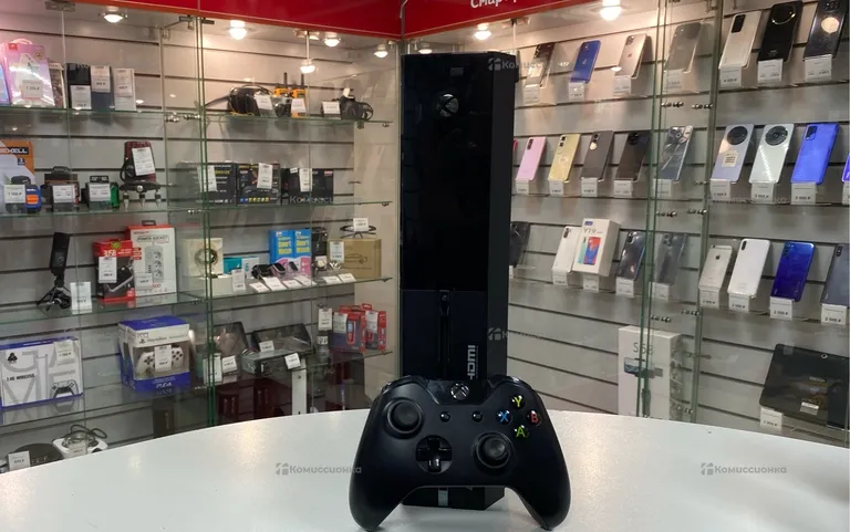 Приставка Xbox one console 500 gb