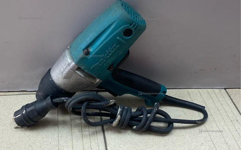 Гайковерт makita TW0350