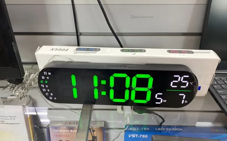 Часы электронные x6653