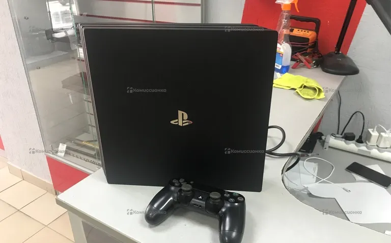 Sony ps 4 pro 1 tb