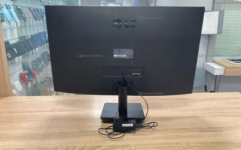 Монитор LG 27MP400-B