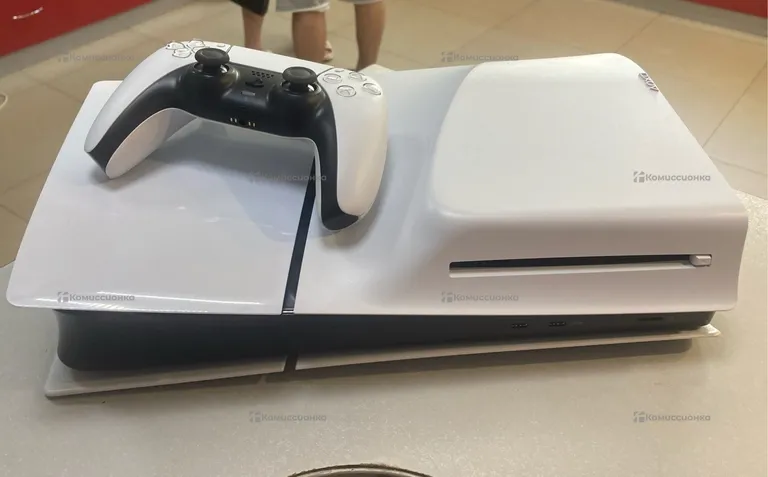 Приставка PlayStation 5 Slim с дисководом 1Тб
