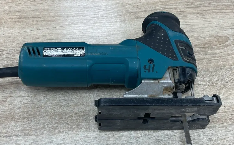 Электролобзик makita 4351FCT