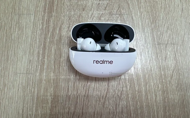 Наушники Realme air5