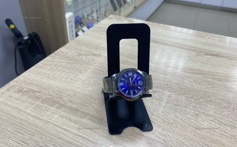 Часы  CASIO5058