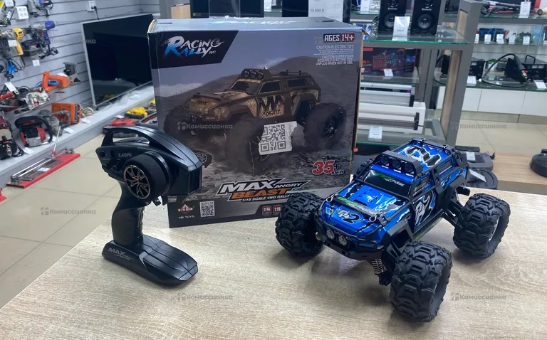 Радиоуправляемый внедорожник Desert Truck (новый)