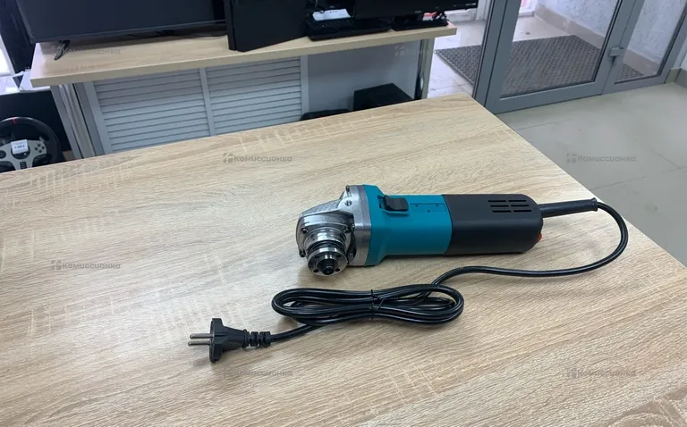 Ушм Makita (реплика)