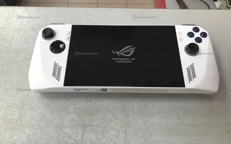Приставка Asus Rog Ally