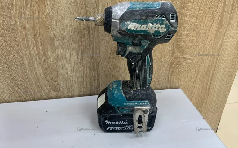 Винтоверт Makita DTD153RFE