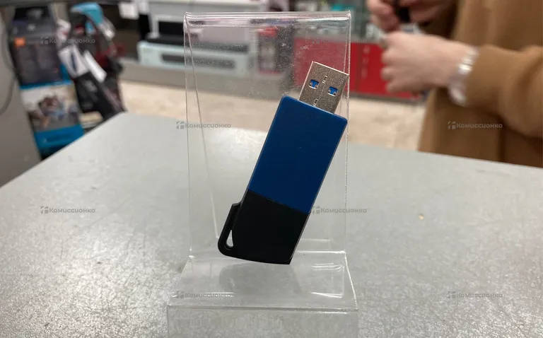 Флешка Kingston 64 Gb