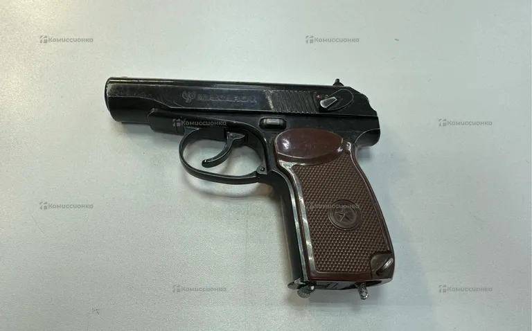 Пневматический пистолет Makarov