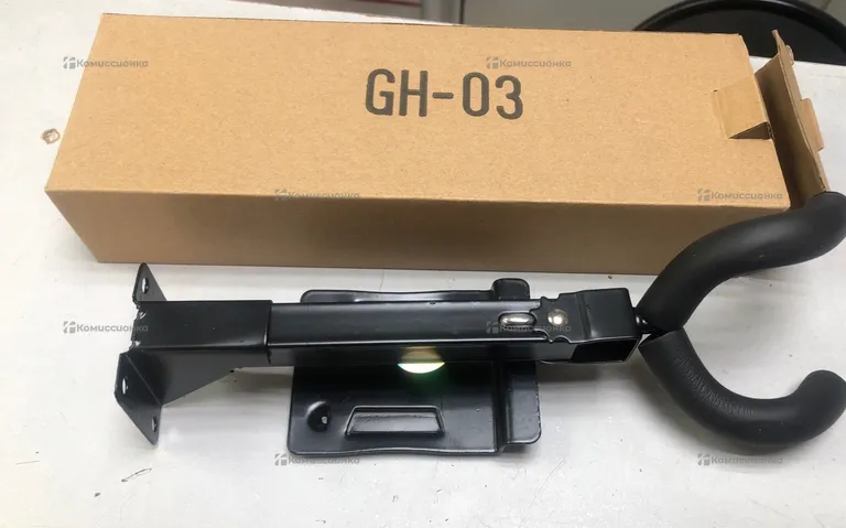 Держатель настенный для гитары gh-03
