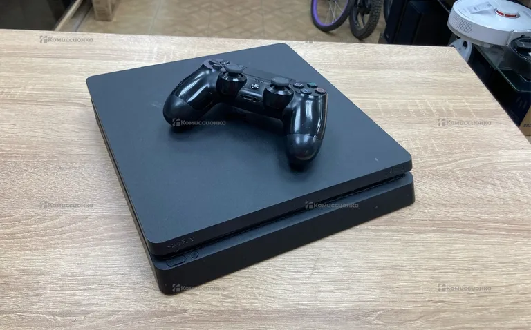 Приставка PS4. Slim 500