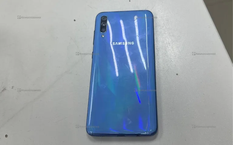Samsung Galaxy A70 6/128 ГБ