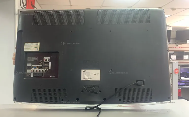 Телевизор Samsung LE32B450C4W