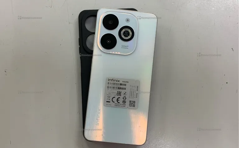 Infinix smart 8 pro 4/64