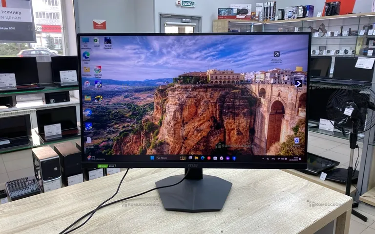 Монитор MSI Optix G274QPX черный