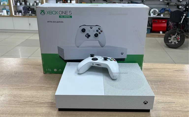Xbox one s с дисководом 1тб