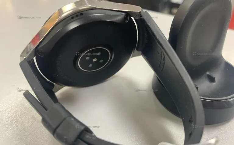 Часы Samsung Galaxy Watch