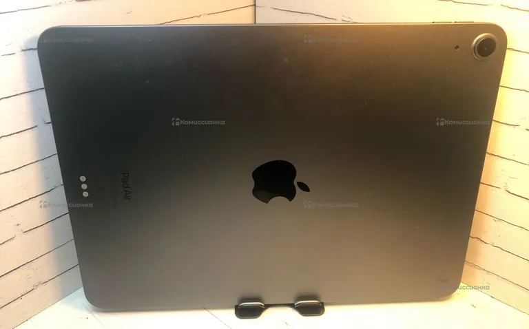 Планшет  apple air 5-поколения