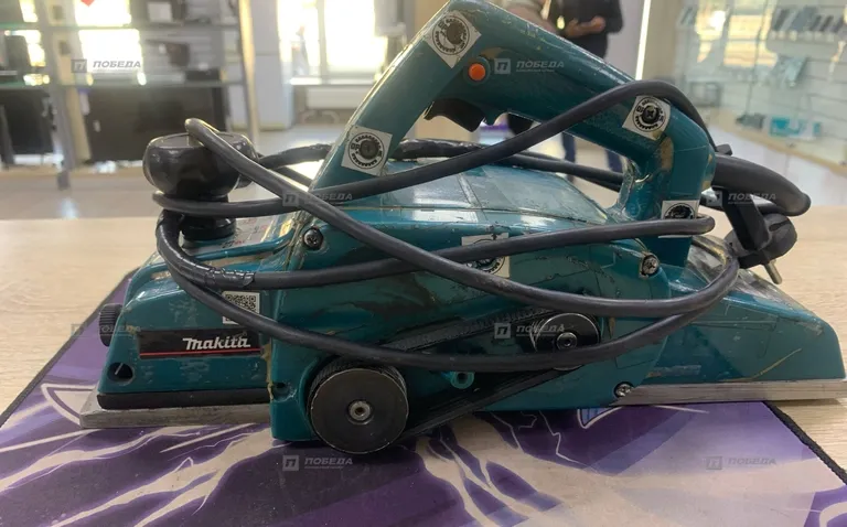Электрорубанок makita 1911B
