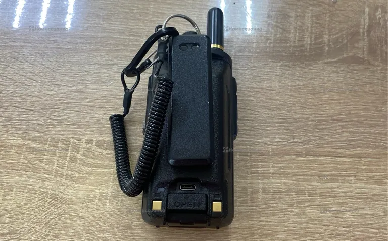 Рация  tyt md-uv390