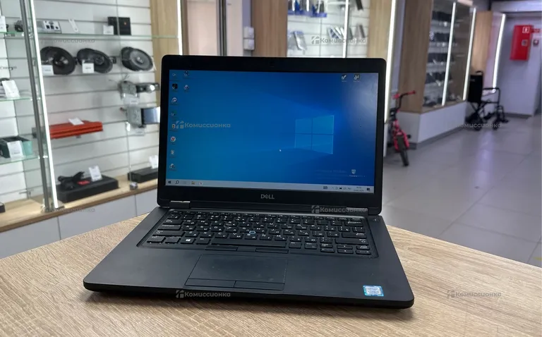 Ноутбук  dell latitude 5490