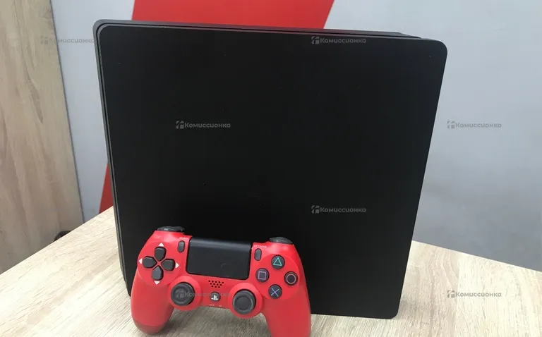 Приставка PS4. slim 500 Gb