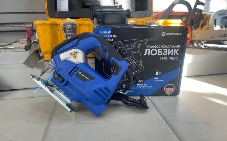 Лобзик Scwarz LHR-1500