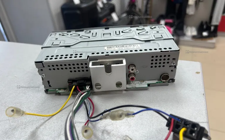Автомагнитола  Pioneer MVH-S110UB