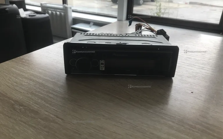 Автомагнитола  Pioner MVH-s510bt