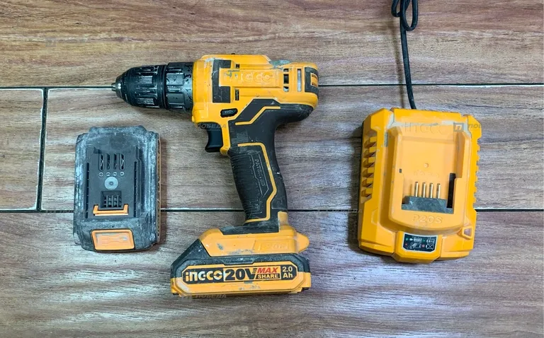 Шуруповерт INGCO CDLI200528