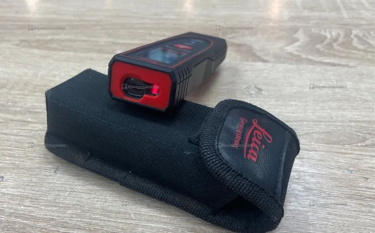 Лазерный дальномер Leica DISTO D110