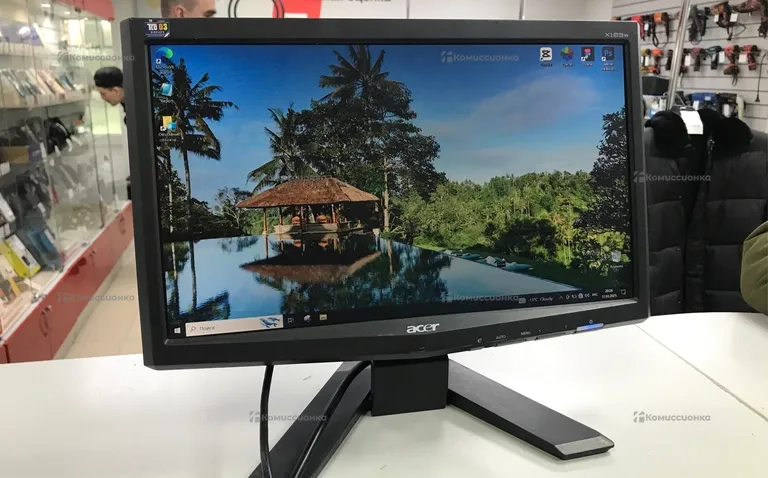 Монитор Acer X163W