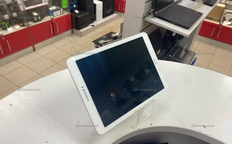 Планшет Samsung Galaxy Tab S2 9.7 SM-T813 Wi-Fi 32